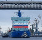 پوتین: ناوگان یخ‌شکن‌های هسته‌ای را گسترش می‌دهیم