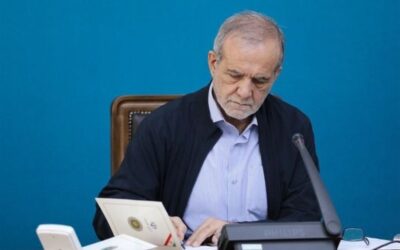 رئیس جمهور به وزیر خارجه دستور داد زمینه مذاکره با آمریکا را فراهم سازد. رئیس جمهور به وزیر خارجه دستور داد زمینه مذاکره با آمریکا را فراهم سازد.