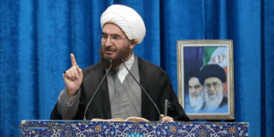 حجت‌الاسلام والمسلمین حاج علی اکبری امام جمعه موقت تهران در خطبه‌های امروز نماز جمعه، گفت: رهبر شهید در دوران زعامت خود، بزرگترین خدمات را به اصل ولایت فقیه انجام دادند.