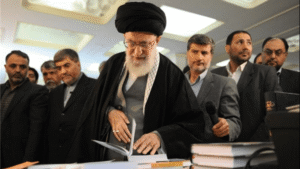 «رهبر کتاب‌خوان»| آنچه رهبر شهید را غمگین می‌کرد