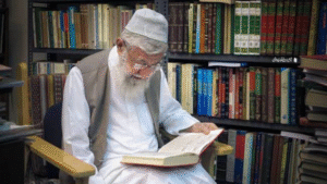 «رهبر کتاب‌خوان »|به قدری غرق مطالعه بودم که صدای اذان را نمی‌شنیدم!